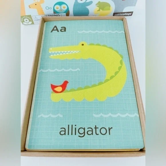 Petit Collage Alphabet A-Z Animals Cards - Picture 2 of 14